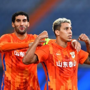 开云体育下载-泰山逢宿敌挑战三年“摘花不破” 申花精锐已获重视